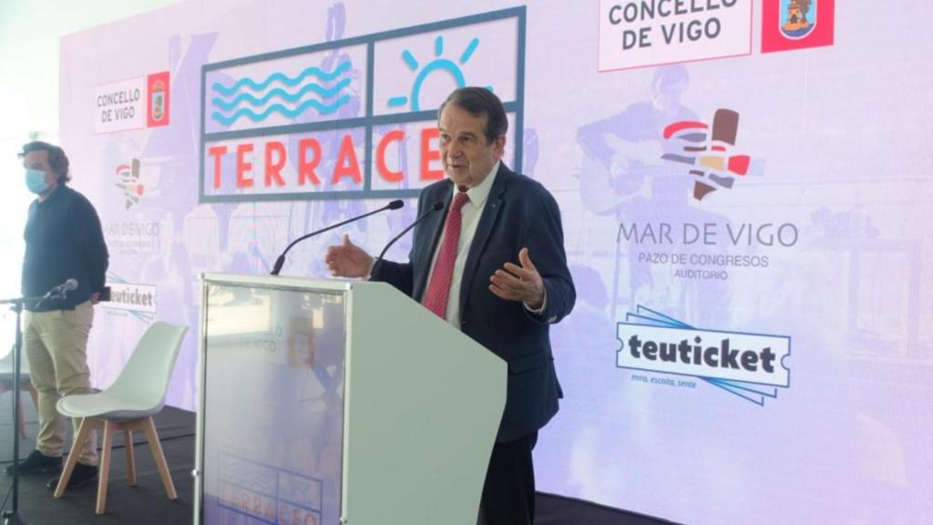 El alcalde de Vigo en la presentación de los nuevos conciertos.