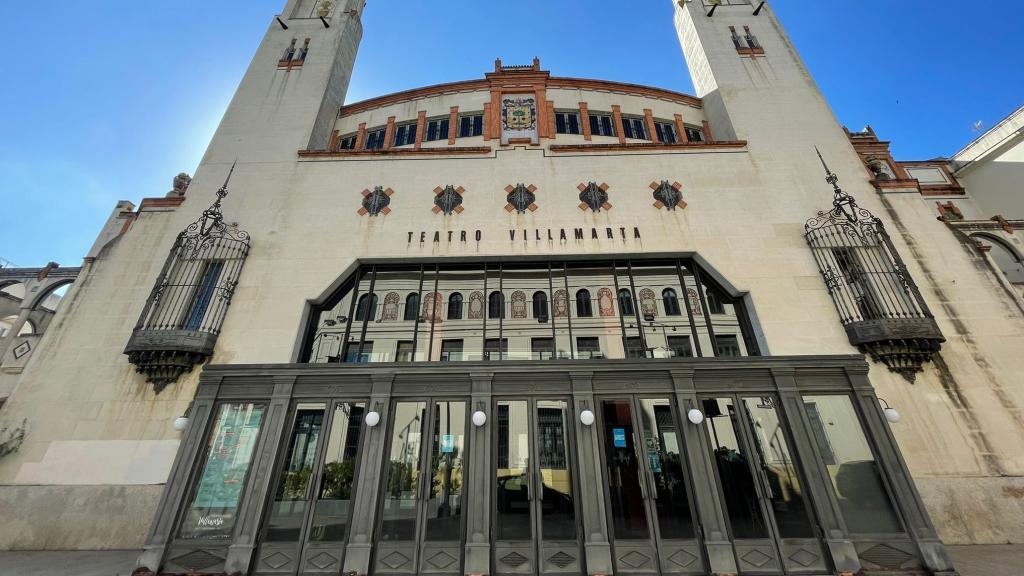 Fachada principal del Teatro Villamarta de Jerez.