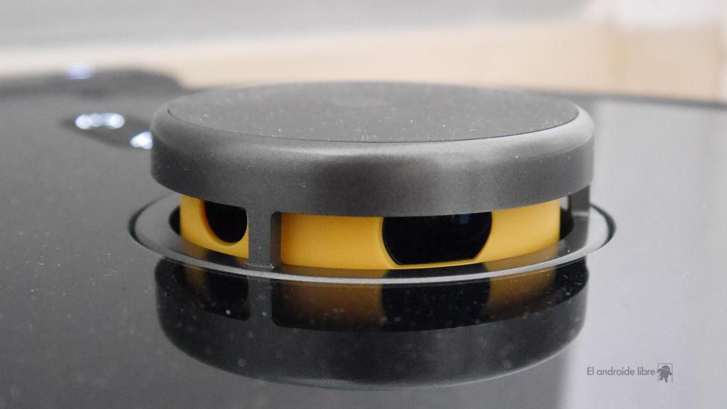 realme Techlife Robot Vacuum