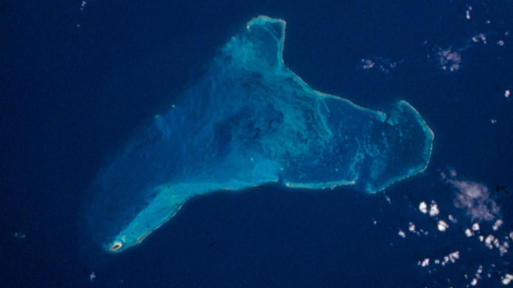 Vista aérea del conjunto de arrecifes Arenal Serrana o Banco de Serrana.
