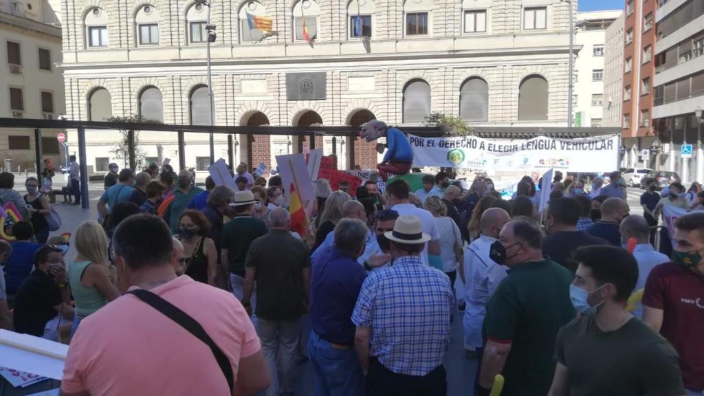 Un momento de la concentración en Alicante.