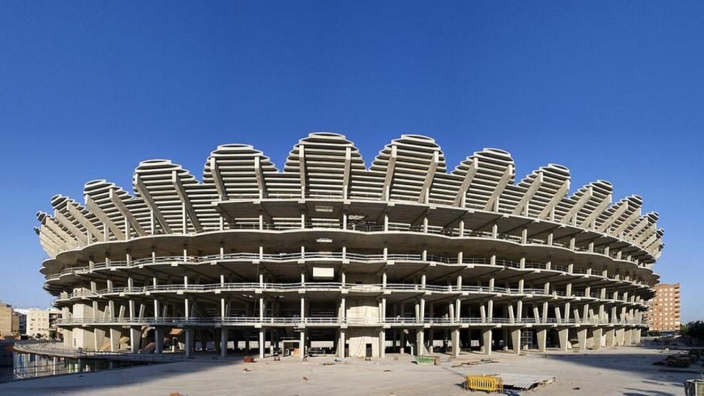 Vista exterior de las obras del Nuevo Mestalla.