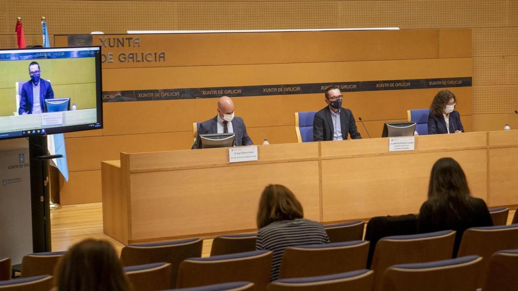 La rueda de prensa del comité clínico.