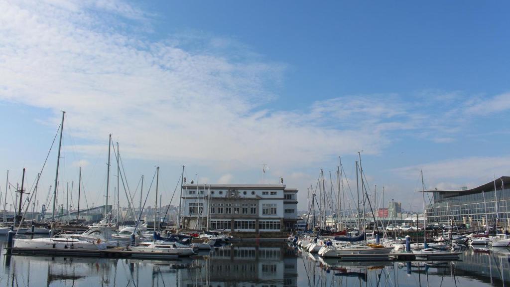 Real Club Náutico de Coruña.