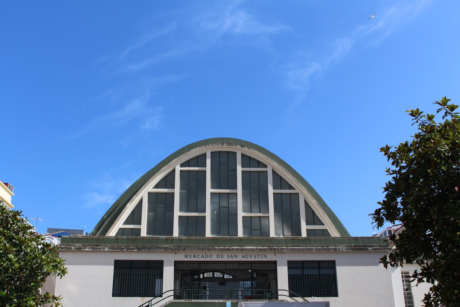 Entrada al Mercado de San Agustín.