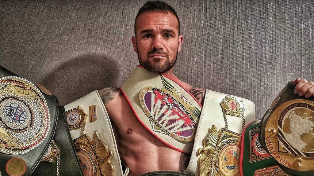 Juan Martos, con sus campeonatos