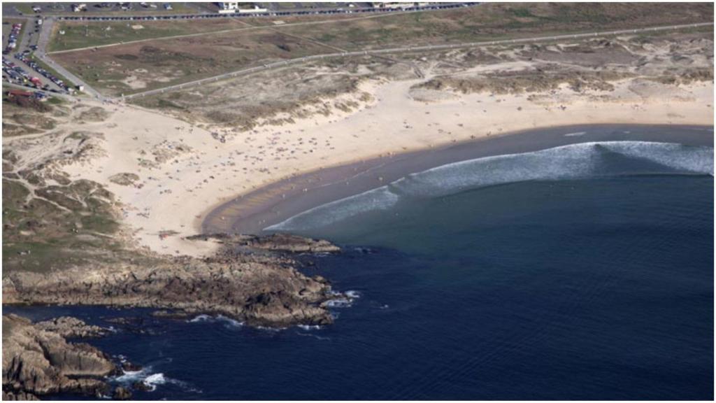 Vista aérea del arenal de Doniños