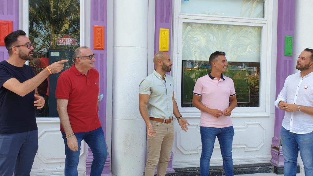 Los representantes de Cs, PSOE, Podemos, PP y Compromís en el debate político sobre Orgullo LGTBI.