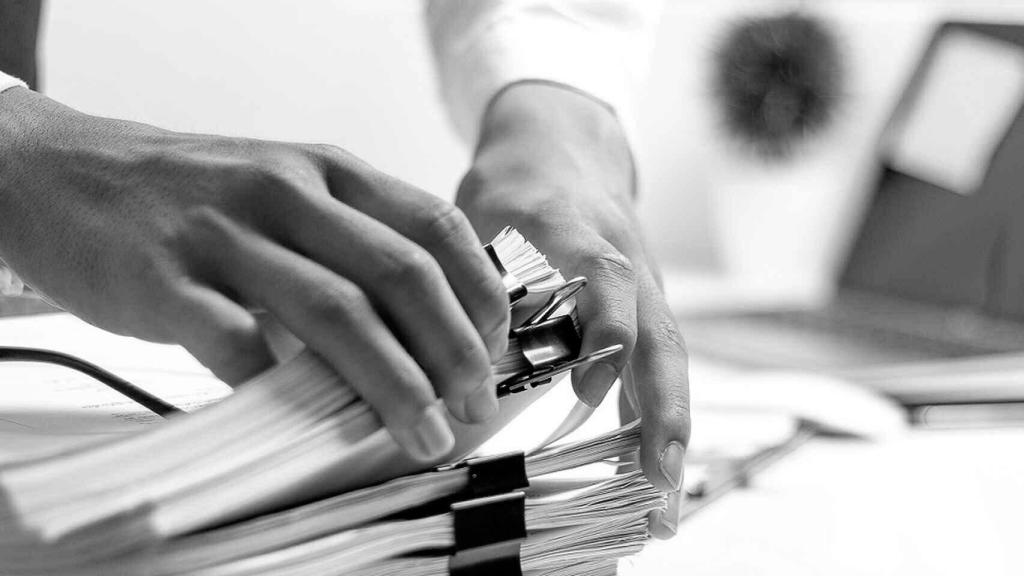 El lento ritmo de la Administración Pública