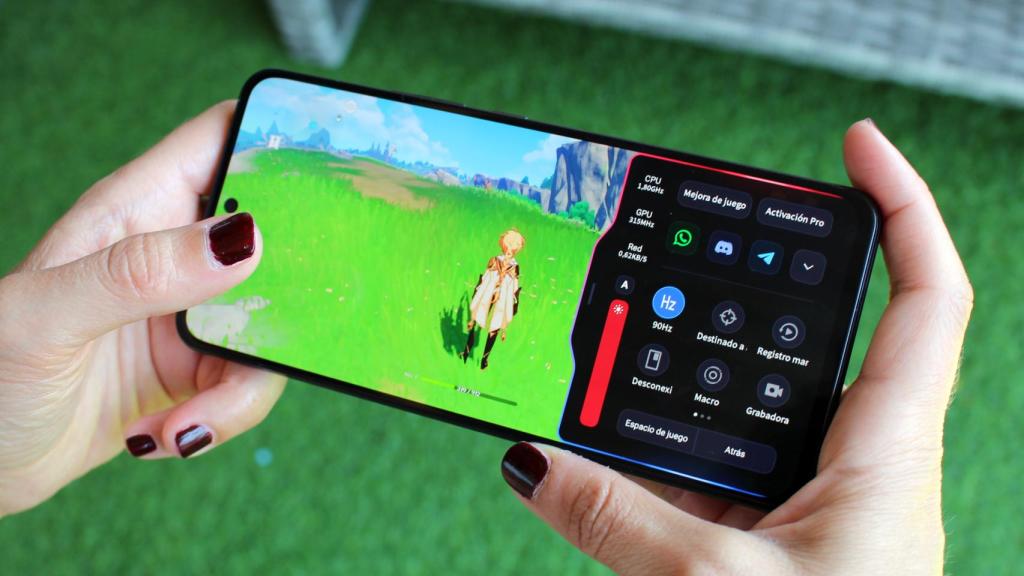 El Nubia Red Magic 6R tiene un 'espacio de juegos' para realizar diferentes acciones.