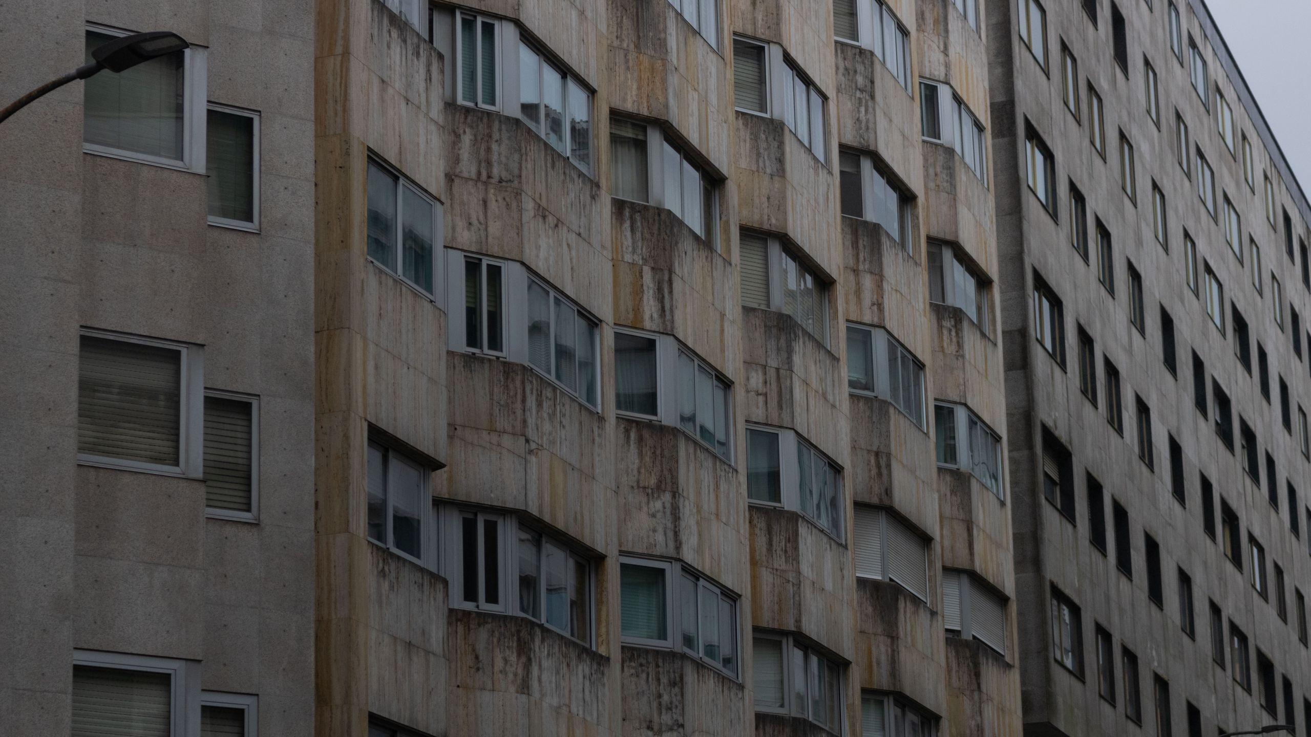Fachada de la calle Santiago de Chile, Santiago. Sara Gil