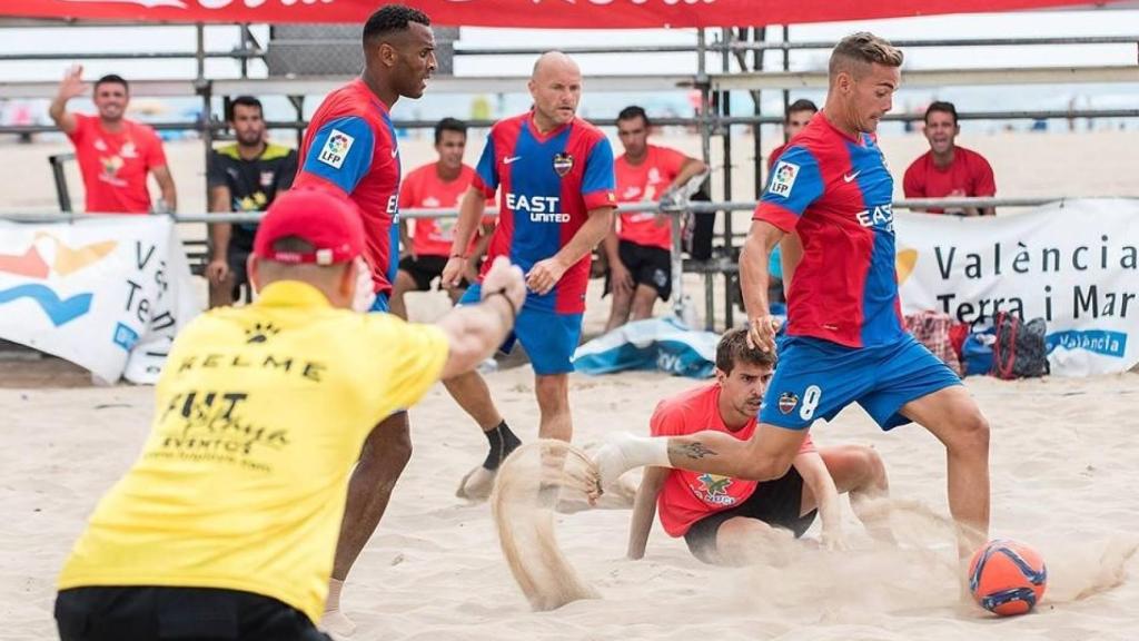 Entre los equipos citados destacan Levante UD, CF Intercity o el AIS P. San Javier.