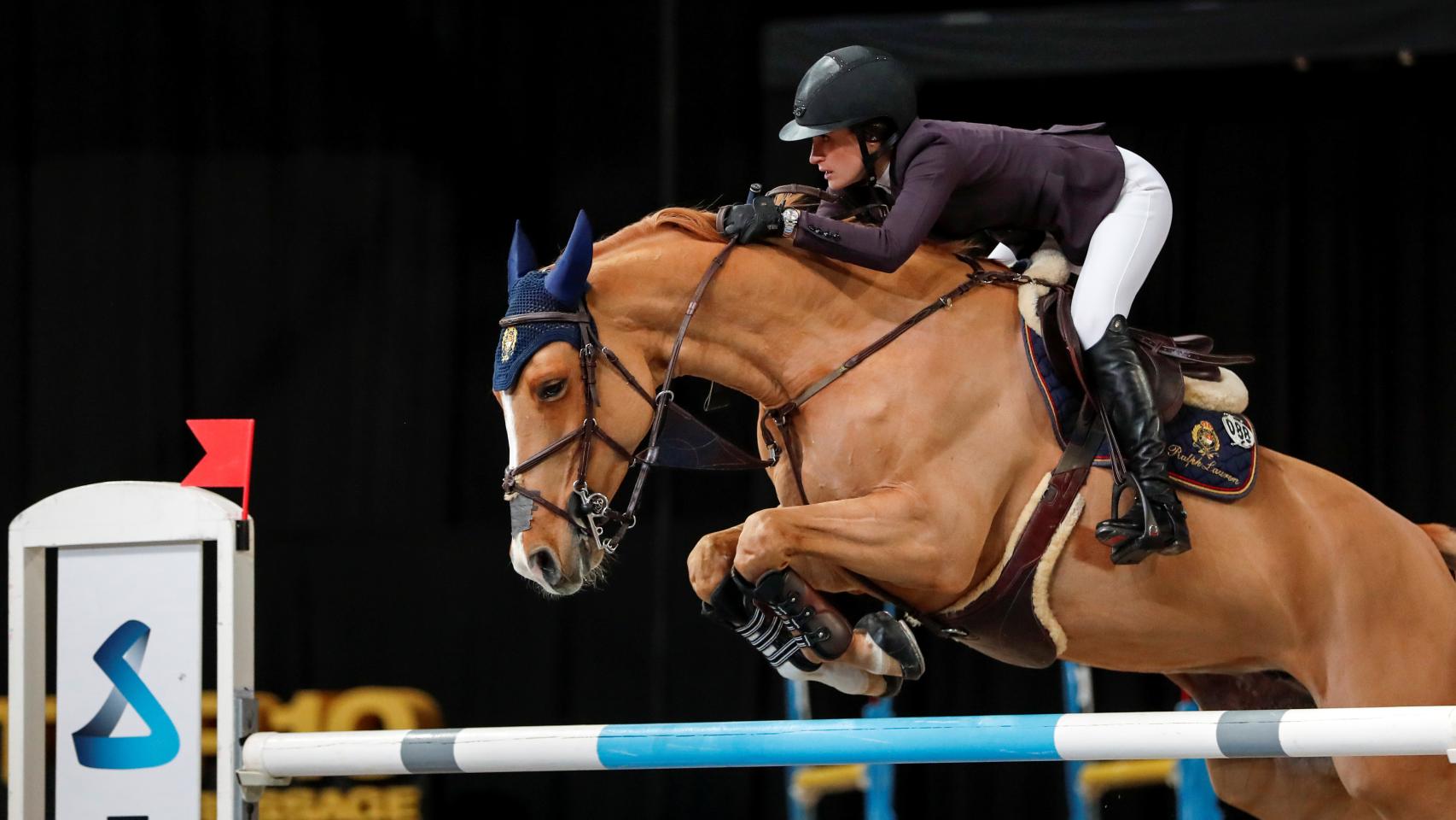 Jessica Springsteen, hija del cantante Bruce Springsteen, en una competición de hípica