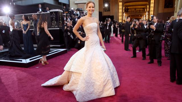 Jennifer Lawrence con el vestido más caro de Dior.