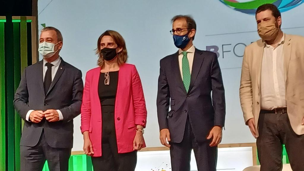 Ribera: La crisis climática no solo va de reducir emisiones de CO2 e implica a todos