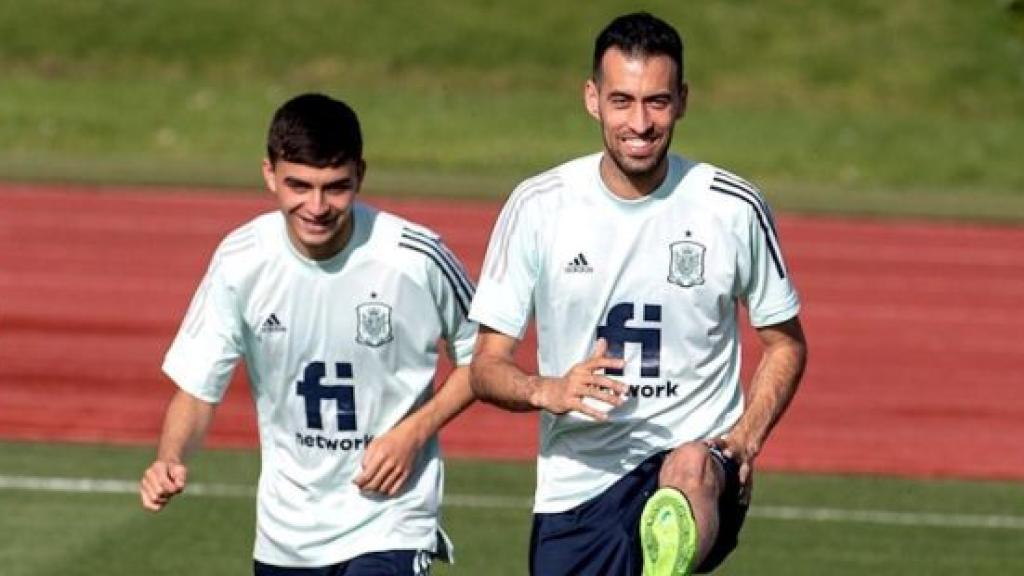 Pedri y Busquets, con la Selección