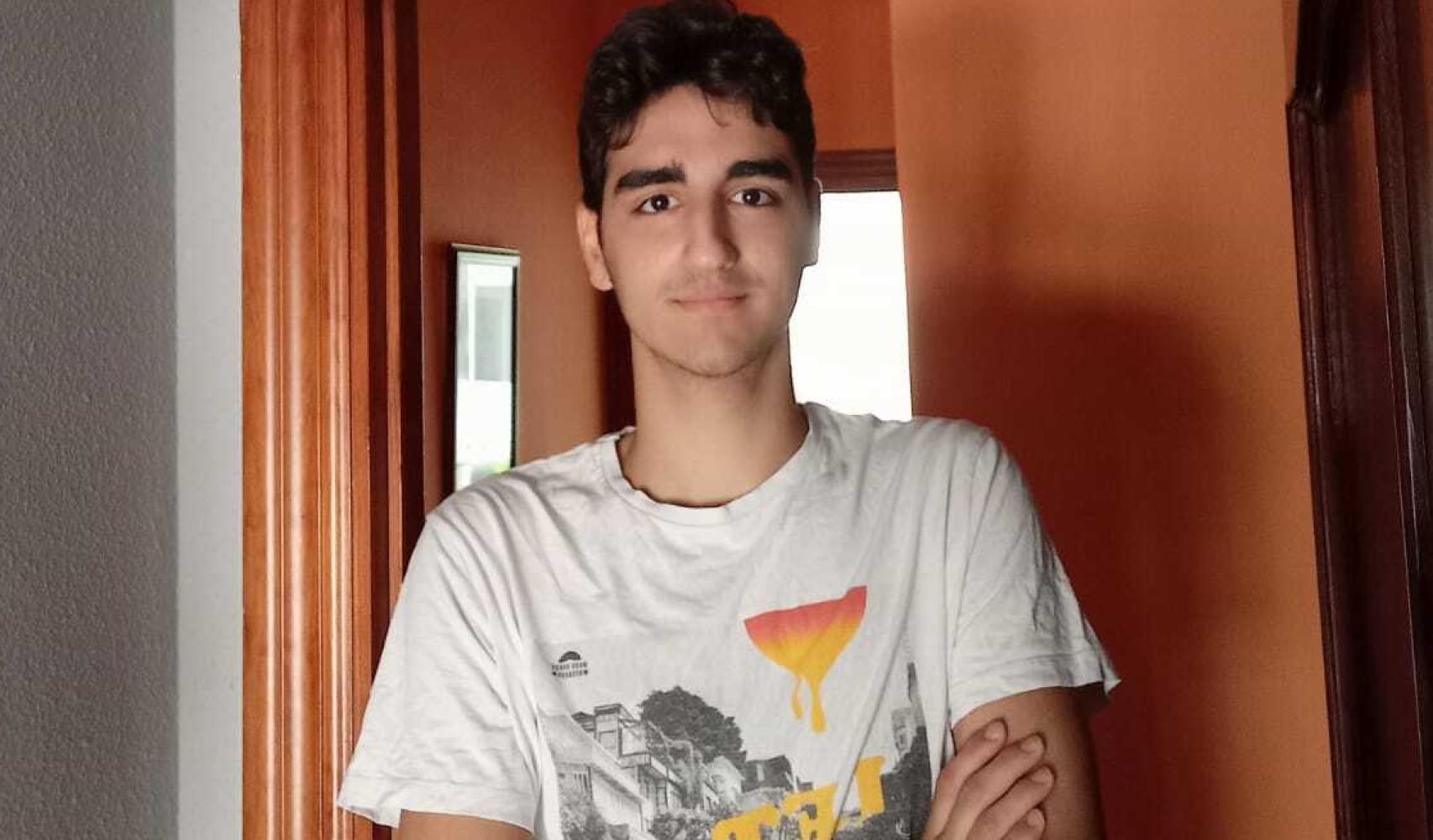 El estudiante José René.