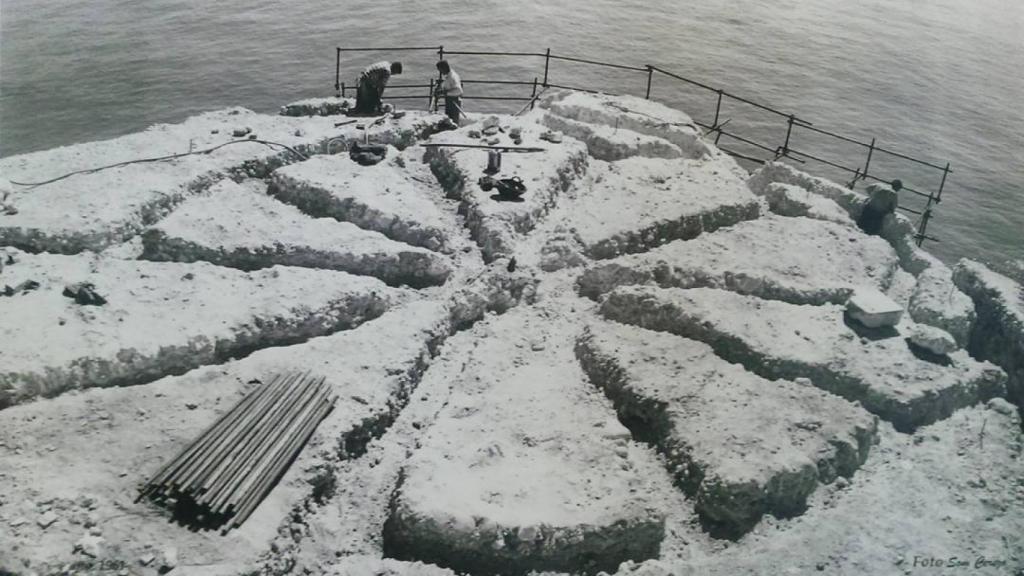 Proceso de restauración de La Reola del Balcón de Europa (1961)