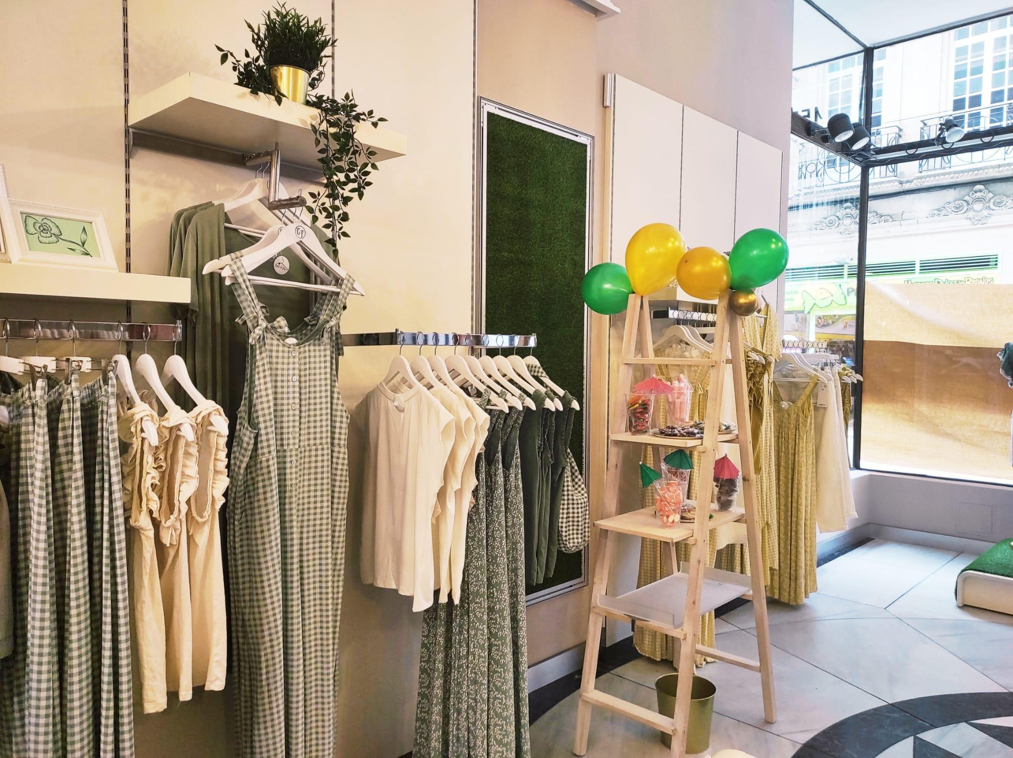 Pared en tonos verdes. Foto: Quincemil.