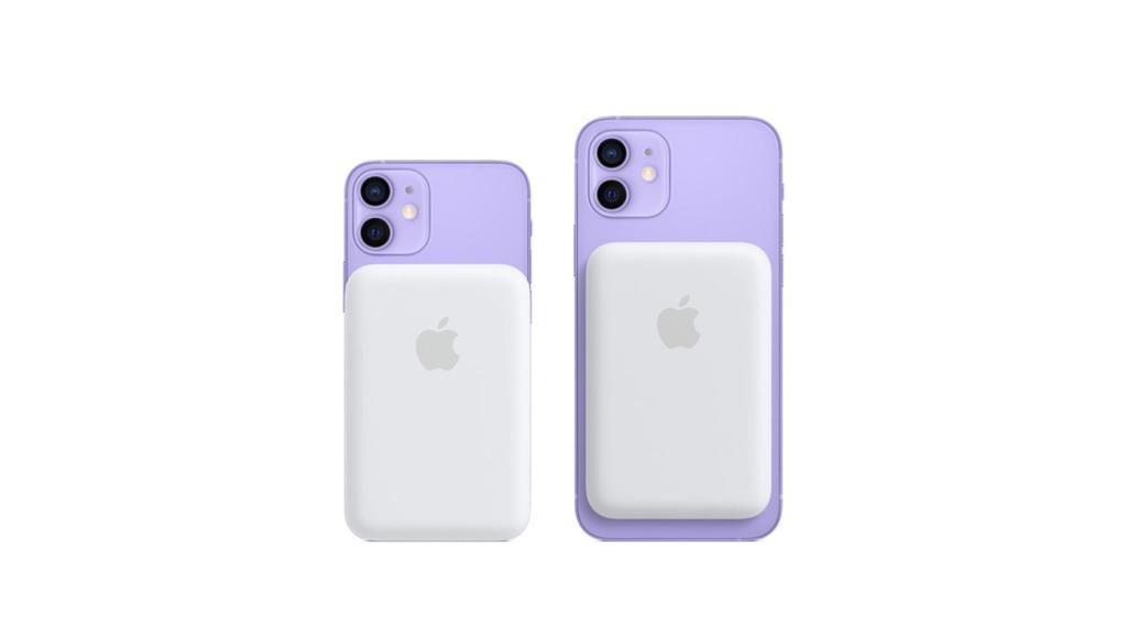 iPhone 12 estándar con la batería acoplada.