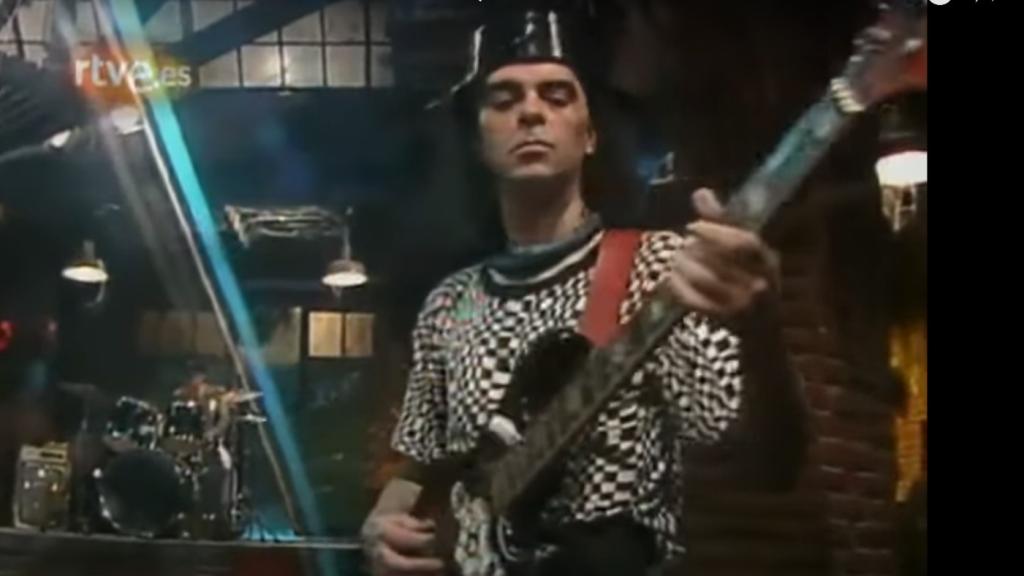 Gonzalo 'Salo', uno de los tres miembros fundadores de Extremoduro