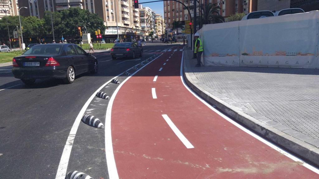 Reubicación del carril bici en la zona de Armengual de la Mota.