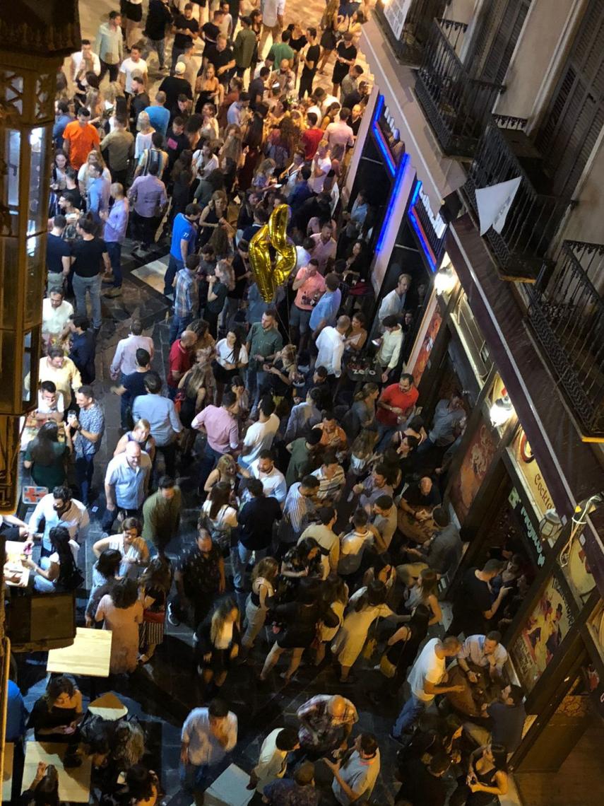 Imagen de archivo de una importante concentración de jóvenes en Mitjana y sus alrededores.