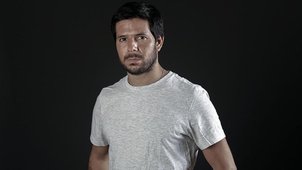 14-Renato-Cisneros-Penguin-FIL