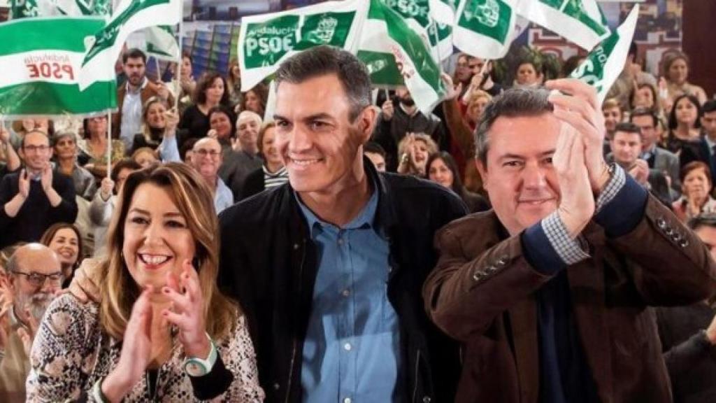 Imagen de archivo de Susana Díaz, Pedro Sánchez y Juan Espadas en un acto en Sevilla.