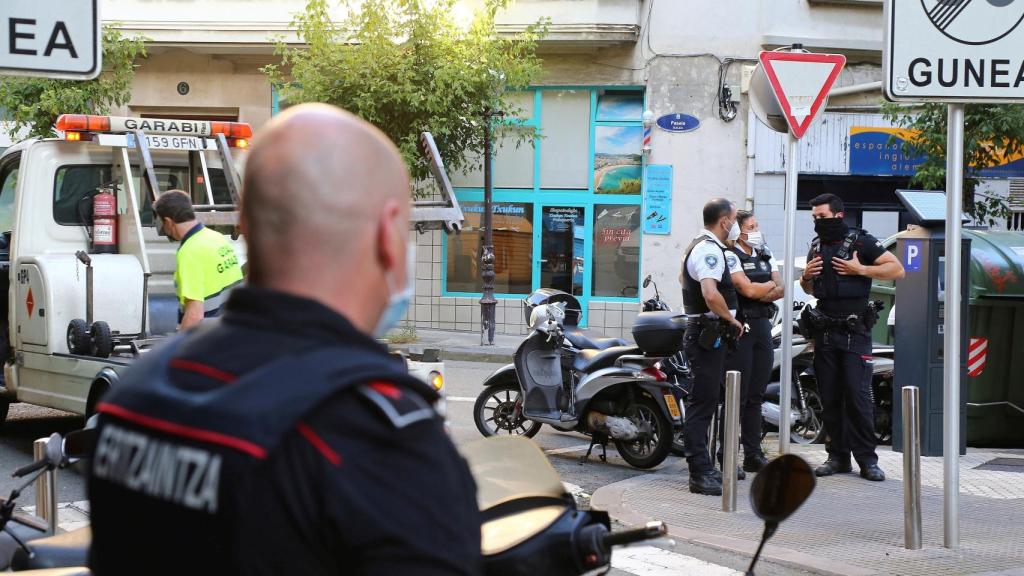 Un agente de la Ertzaintza.