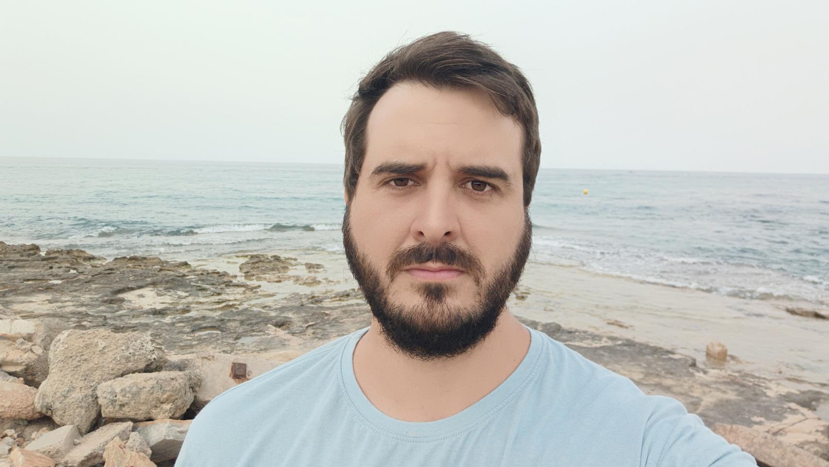 Selfi con el modo retrato del vivo V21 5G.