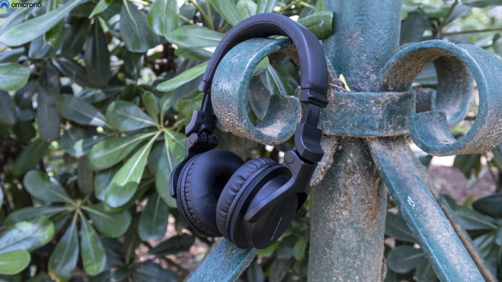 Sus frecuencias están muy bien definidas.