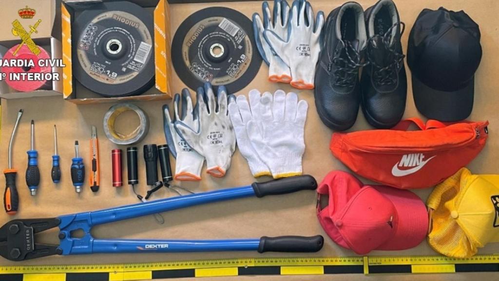 Material de la banda que robaba a los camiones en Toledo y Madrid