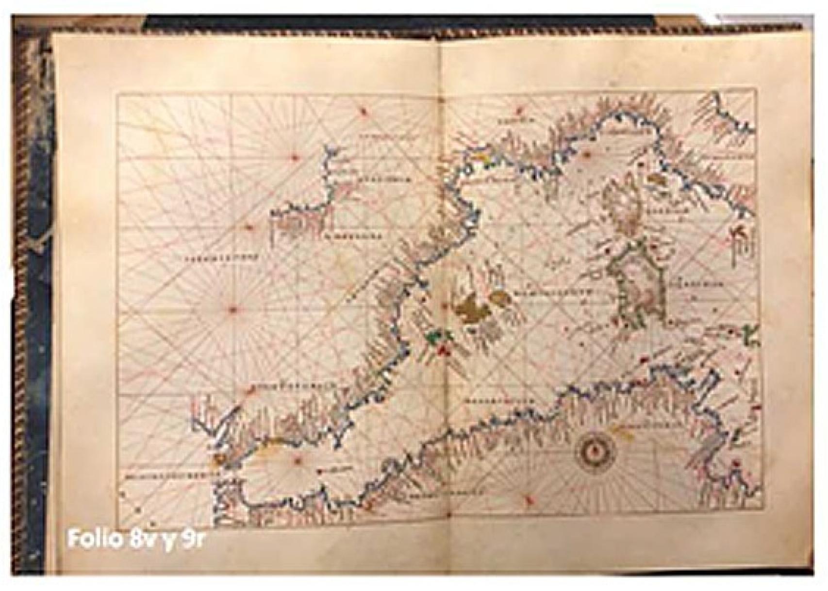 Detalle del atlas recuperado por la policía.