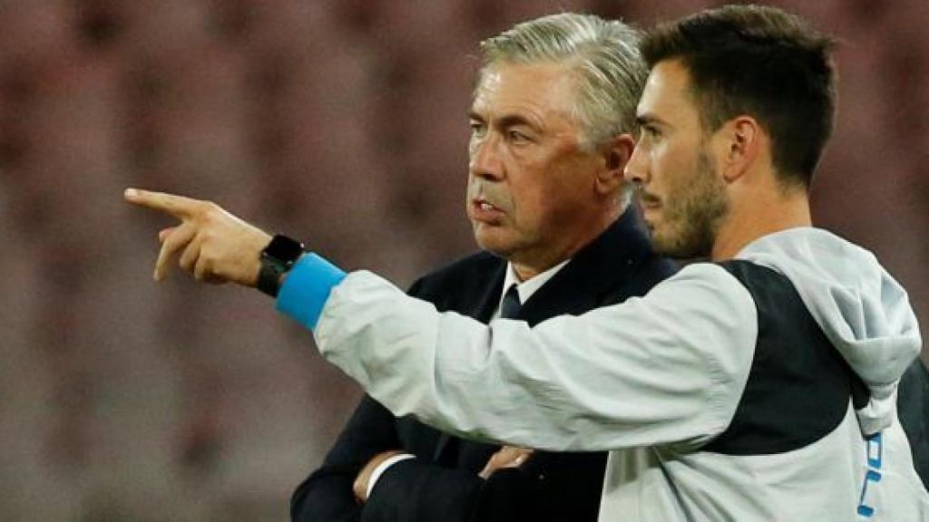 Davide Ancelotti junto a su padre