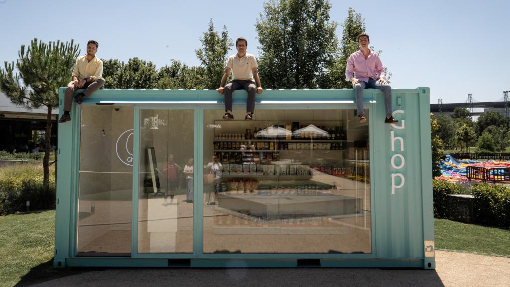 Los fundadores de Ghop: los hermanos Juan Miguel y Víctor Manuel de Haro y Lino Monteagudo.