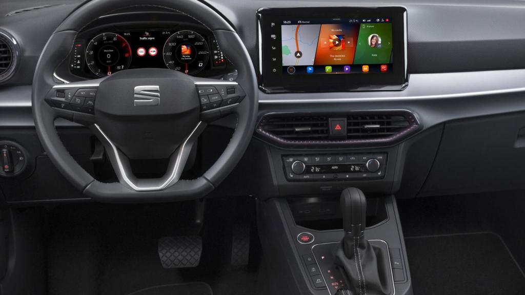 La pantalla central puede tener 9 pulgadas de diámetro.