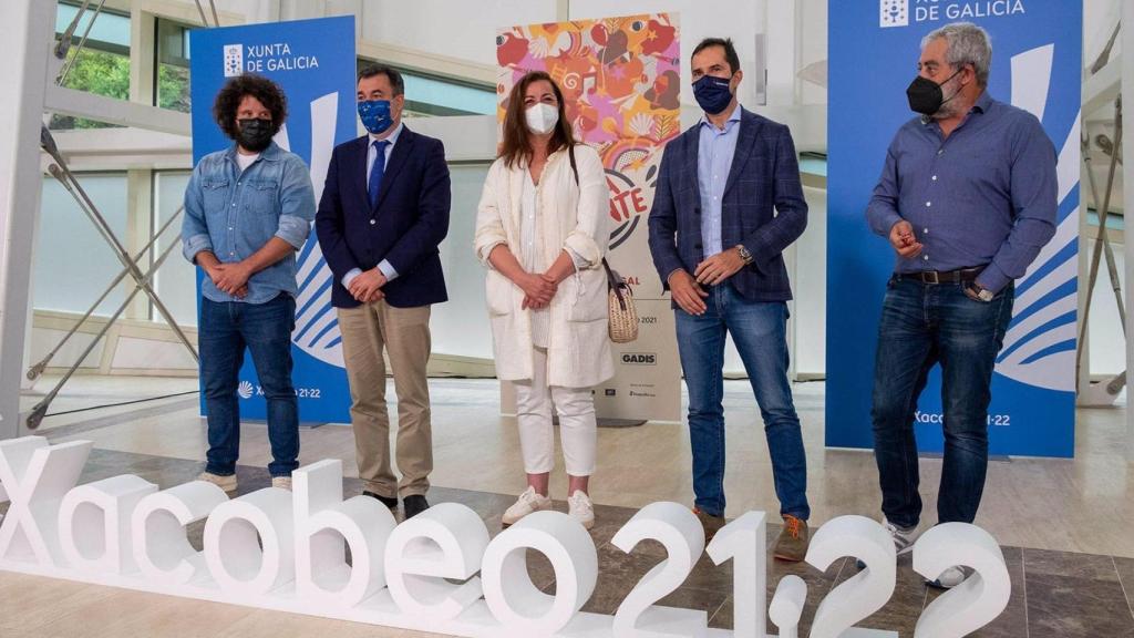 Touriñán, Carlos Blanco, Piedrahita y otros 9 cómicos actuarán en 12 municipios gallegos