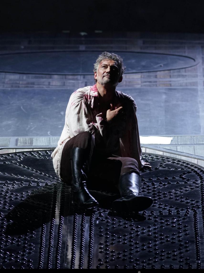 El tenor Jonas Kaufamann en pleno bis en el Teatro Real.