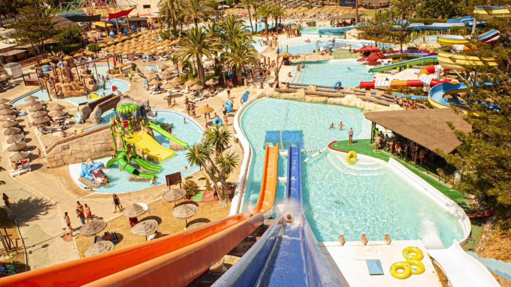 AquaMijas nos recibe con toda la seguridad y con un 45% más de húmedo divertimento