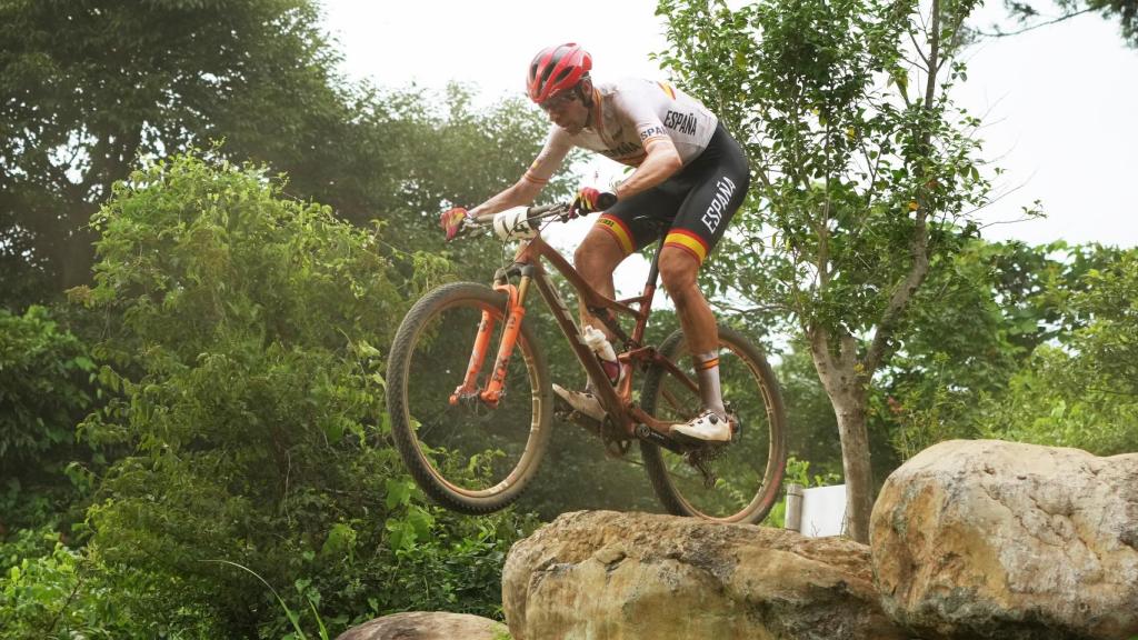 David Valero en la prueba de mountain bike de los JJOO de Tokio 2020
