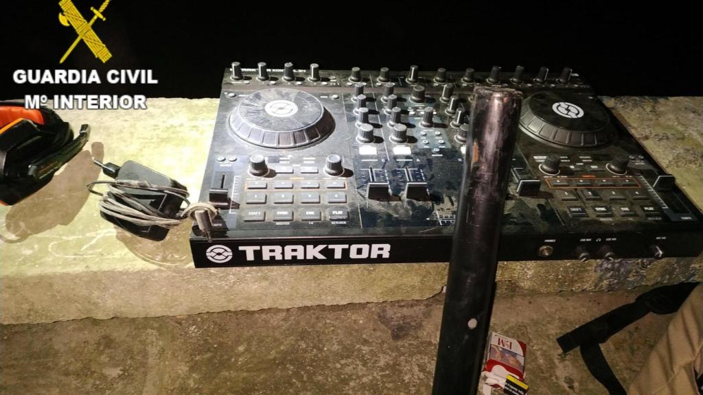 Covid-19: Desmantelada una fiesta ilegal en Culleredo (A Coruña) con 17 jóvenes