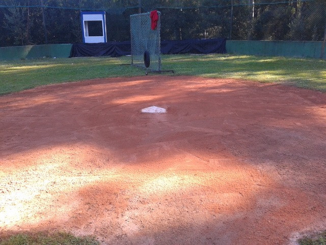Campo de As Plantas en 2014, después de arreglarlo los miembros de Trasnos. Foto: Trasnos Béisbol Club