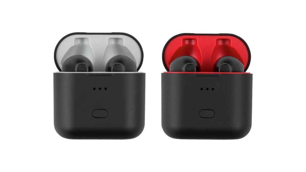 Auriculares en sus dos colores