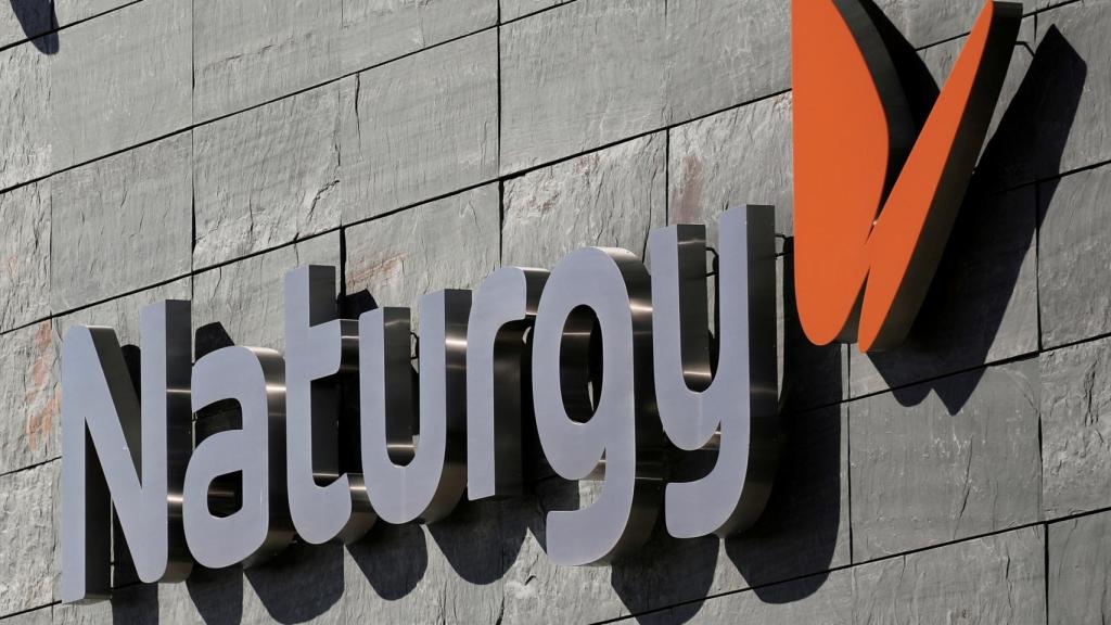 FILE PHOTO: The logo of Spanish energy company Naturgy at its headquarters in Madrid