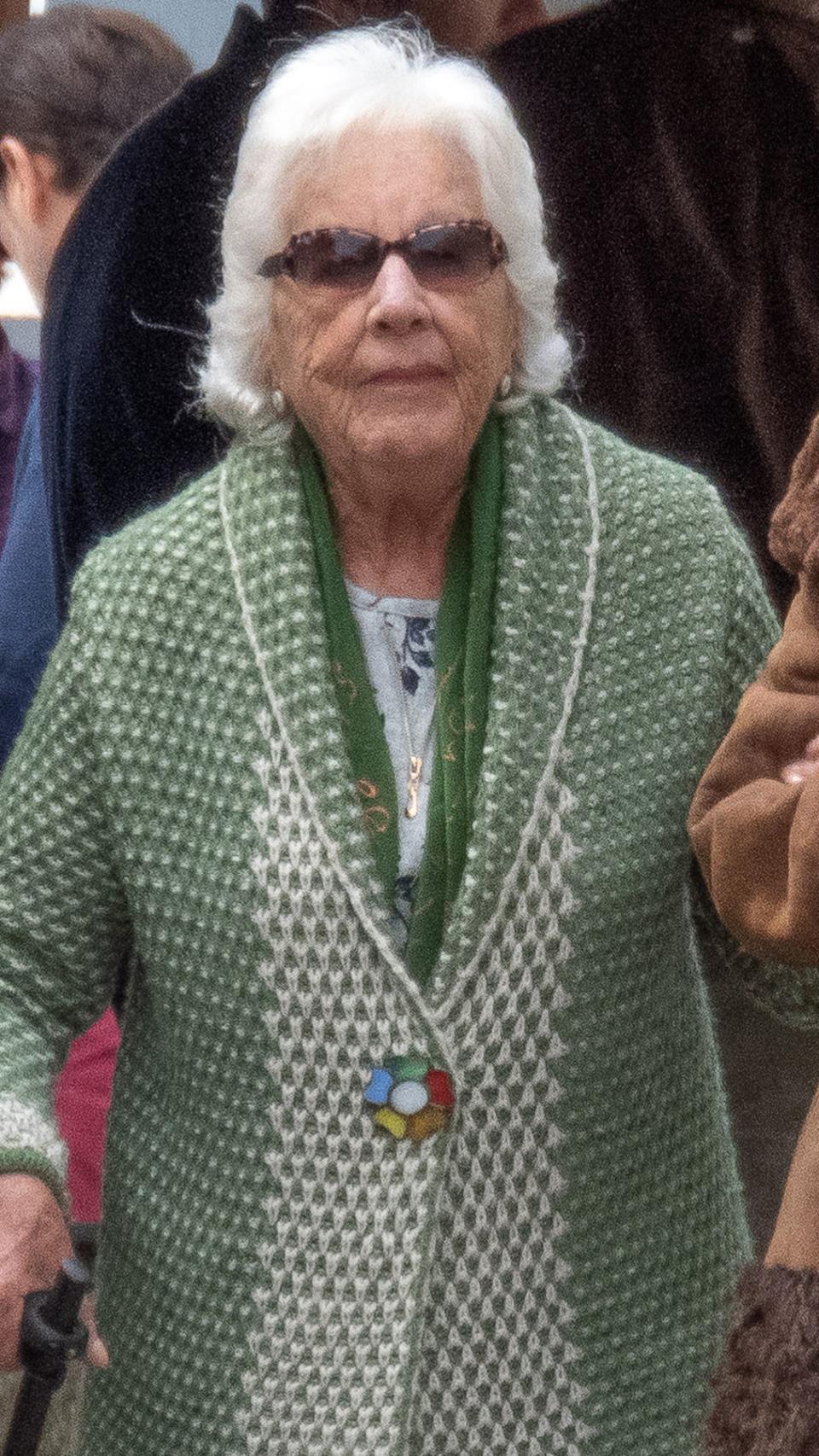 Menchu paseando por Ribadesella en 2019.