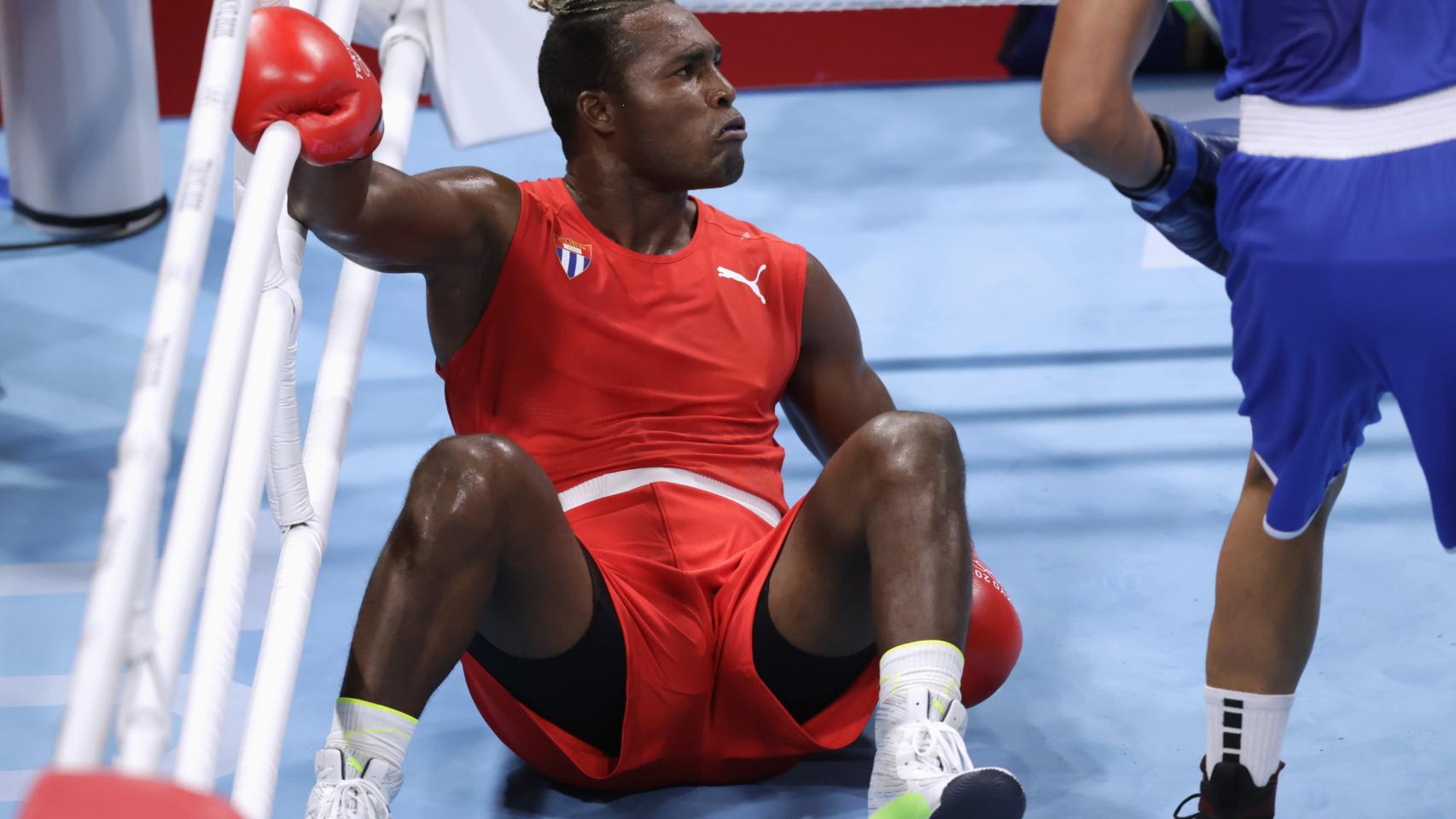 Las mejores imágenes del combate entre Enmanuel Reyes y Julio Cesar La Cruz