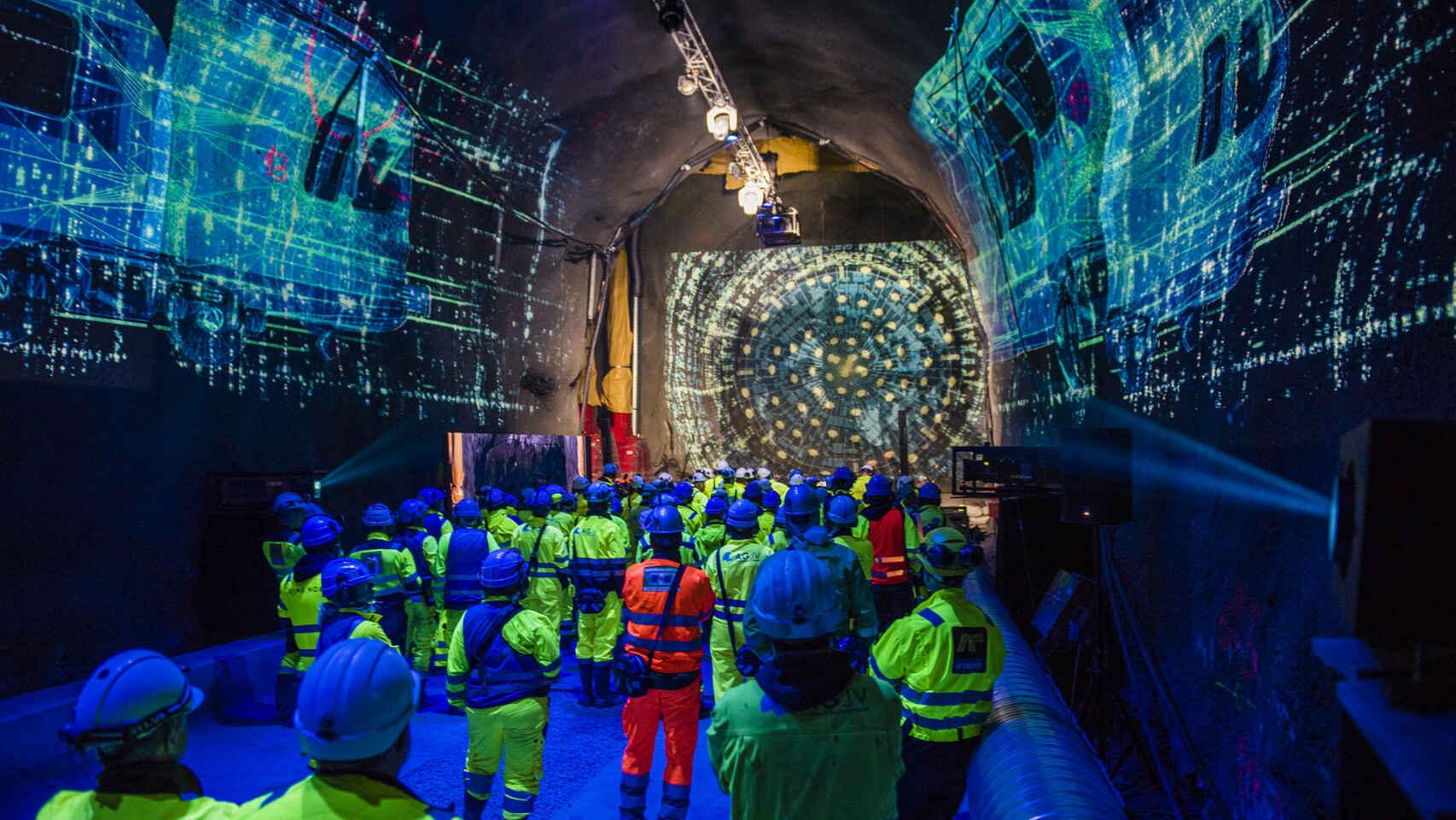 Túnel realizado por constructoras españolas.