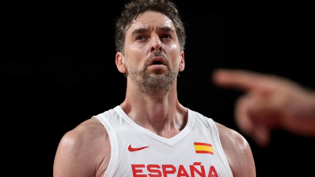 Pau Gasol defendiendo los colores de la Selección Española de Baloncesto.