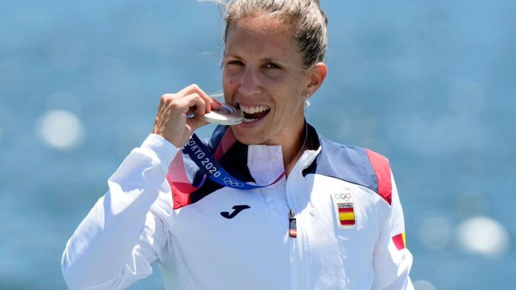 Teresa Portela, con la medalla de plata en los Juegos Olímpicos de Tokio 2020